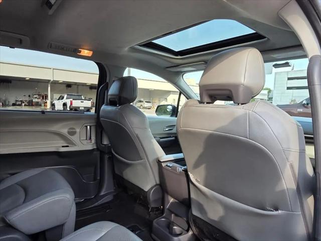 2021 Toyota Sienna Limited