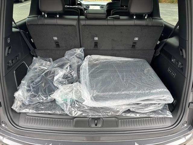 2026 Jeep Grand Wagoneer Upland 4x4
