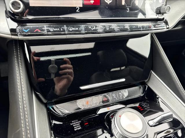 2026 Jeep Grand Wagoneer Upland 4x4