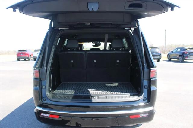 2024 Jeep Wagoneer Series II 4x2