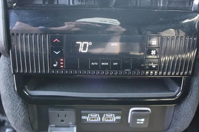 2024 Jeep Wagoneer Series II 4x2
