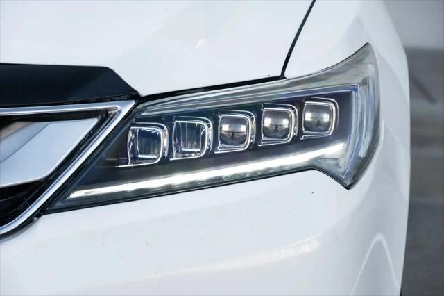2016 Acura ILX Premium & A-SPEC Packages