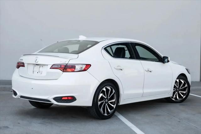 2016 Acura ILX Premium & A-SPEC Packages
