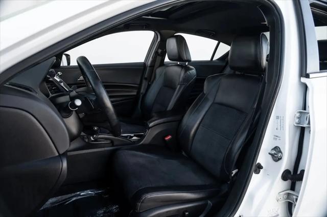 2016 Acura ILX Premium & A-SPEC Packages