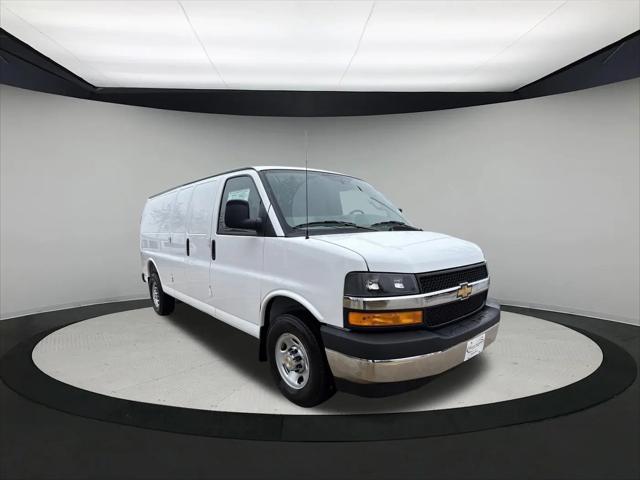 2026 Chevrolet Express Cargo Van 2500 Extended Wheelbase, WT, RWD