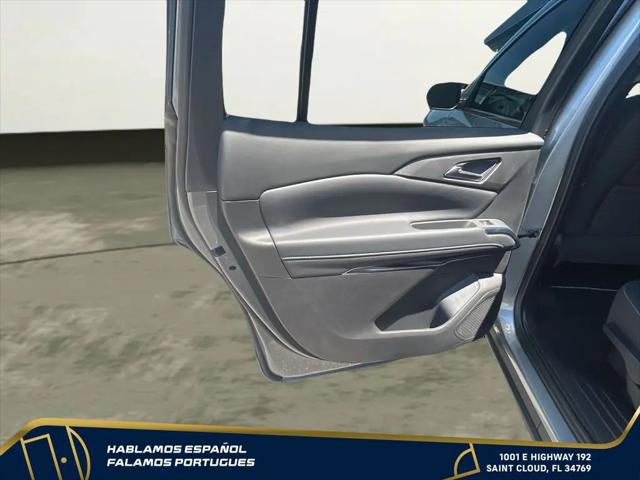 2026 Chevrolet Traverse FWD LT