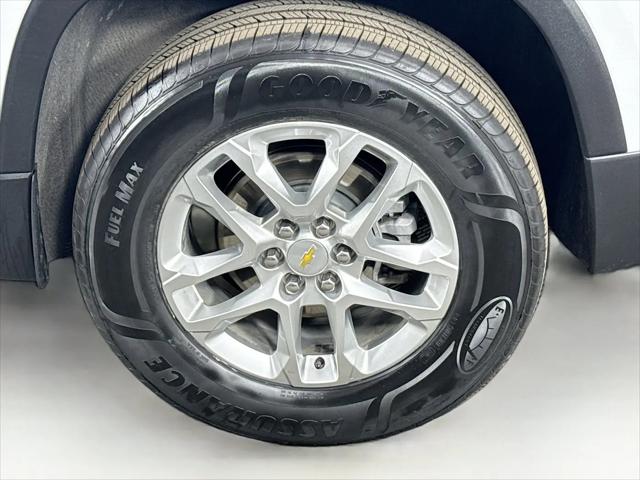 2024 Chevrolet Traverse AWD LS