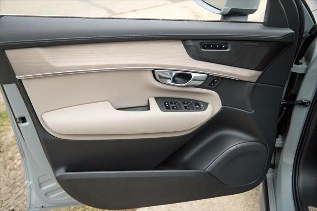 2026 Volvo XC90 Plug-In Hybrid Plus, T8 AWD, Electric/Gasoline, Bright, 7 Seats