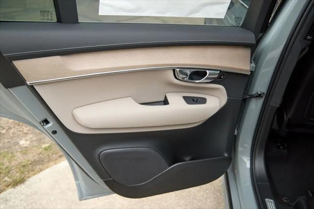 2026 Volvo XC90 Plug-In Hybrid Plus, T8 AWD, Electric/Gasoline, Bright, 7 Seats
