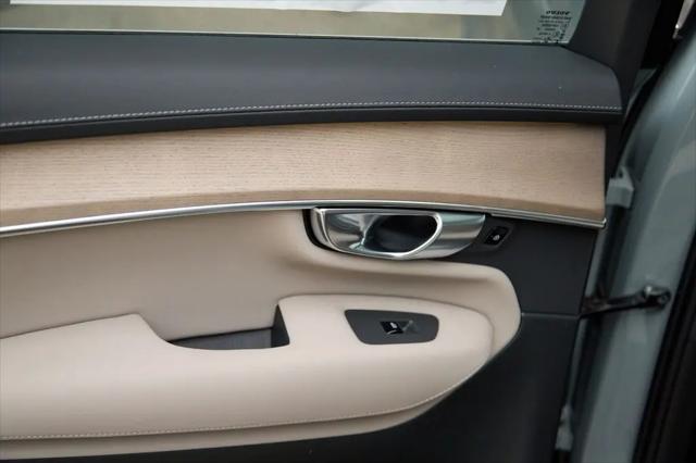 2026 Volvo XC90 Plug-In Hybrid Plus, T8 AWD, Electric/Gasoline, Bright, 7 Seats