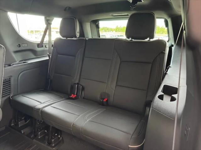 2026 Chevrolet Suburban Premier, 4WD