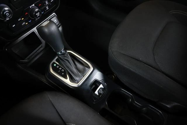 2020 Jeep Renegade Jeepster FWD