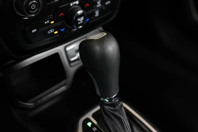 2020 Jeep Renegade Jeepster FWD