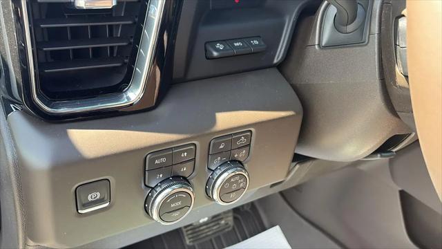 2026 GMC Sierra 2500HD Crew Cab, Standard Bed, Denali, 4WD