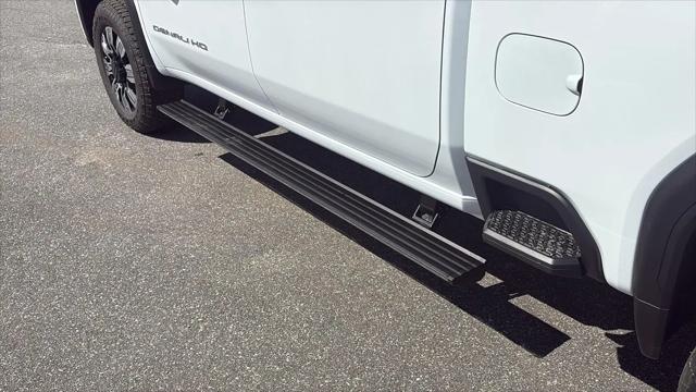 2026 GMC Sierra 2500HD Crew Cab, Standard Bed, Denali, 4WD