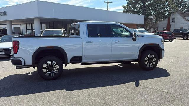 2026 GMC Sierra 2500HD Crew Cab, Standard Bed, Denali, 4WD