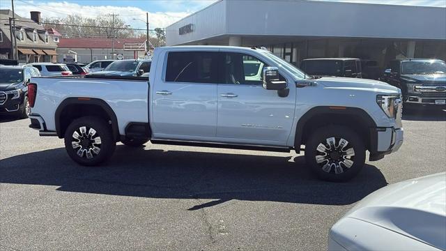 2026 GMC Sierra 2500HD Crew Cab, Standard Bed, Denali, 4WD