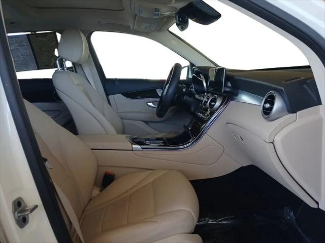 2022 Mercedes-Benz GLC SUV