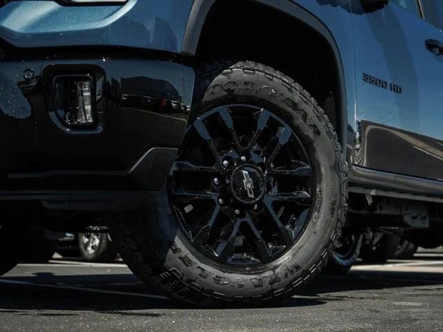 2026 Chevrolet Silverado 3500HD Crew Cab, Standard Bed, LT, 4WD