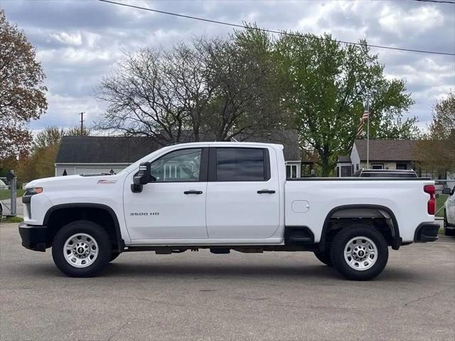 2022 Chevrolet Silverado 3500HD 4WD Crew Cab Standard Bed WT