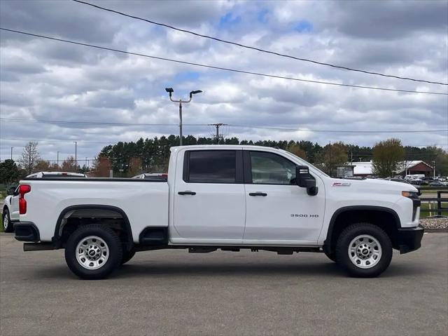 2022 Chevrolet Silverado 3500HD 4WD Crew Cab Standard Bed WT