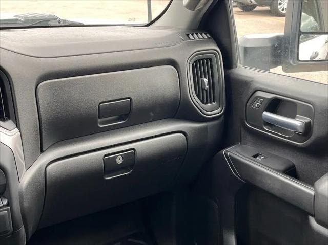 2022 Chevrolet Silverado 3500HD 4WD Crew Cab Standard Bed WT
