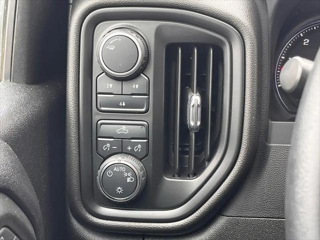 2022 Chevrolet Silverado 3500HD 4WD Crew Cab Standard Bed WT