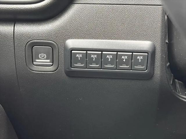 2022 Chevrolet Silverado 3500HD 4WD Crew Cab Standard Bed WT