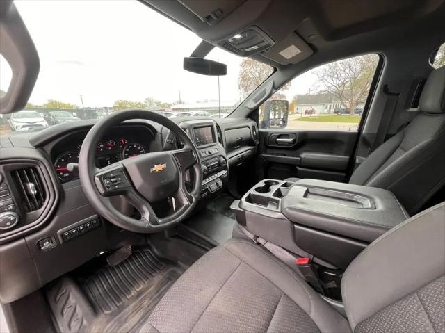 2022 Chevrolet Silverado 3500HD 4WD Crew Cab Standard Bed WT