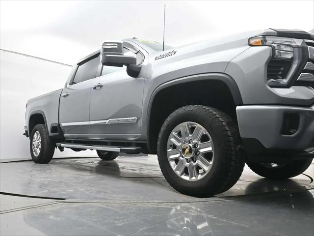 2025 Chevrolet Silverado 3500HD 4WD Crew Cab Standard Bed High Country