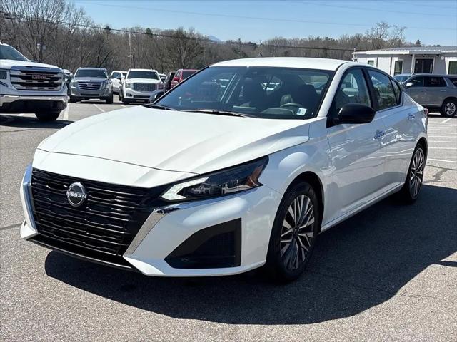2025 Nissan Altima SV FWD