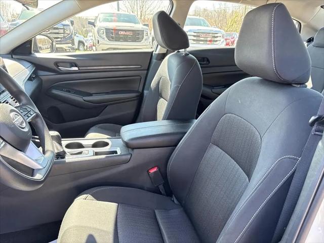 2025 Nissan Altima SV FWD