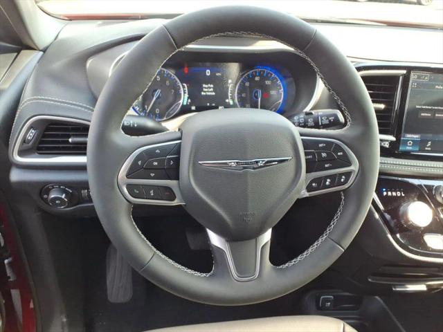 2026 Chrysler Pacifica Select AWD