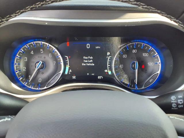 2026 Chrysler Pacifica Select AWD