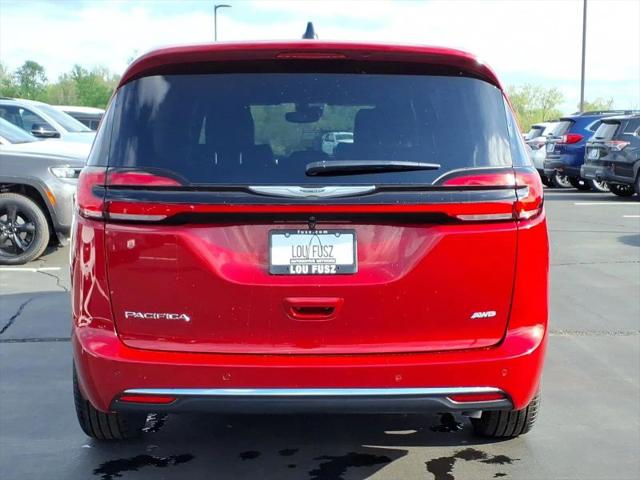 2026 Chrysler Pacifica Select AWD