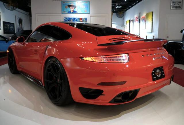 2016 Porsche 911 Turbo S