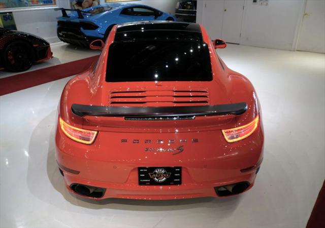 2016 Porsche 911 Turbo S