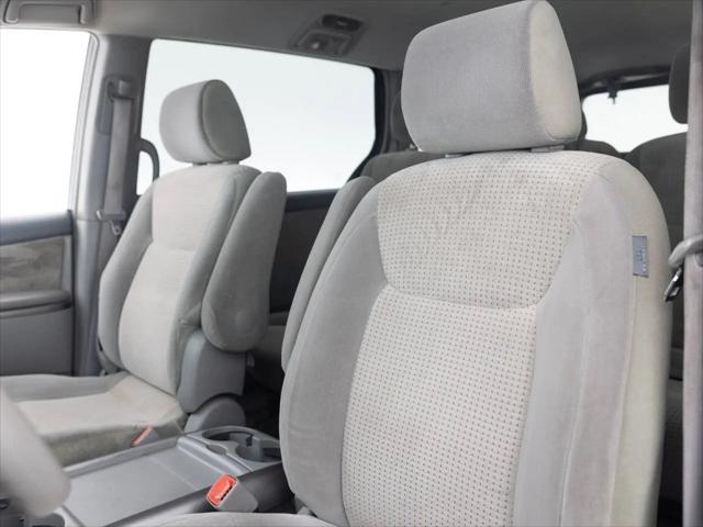 2007 Toyota Sienna LE