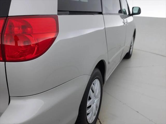 2007 Toyota Sienna LE