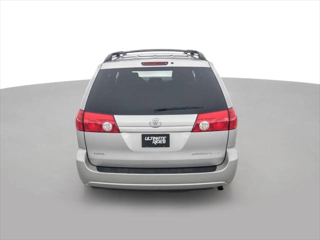 2007 Toyota Sienna LE