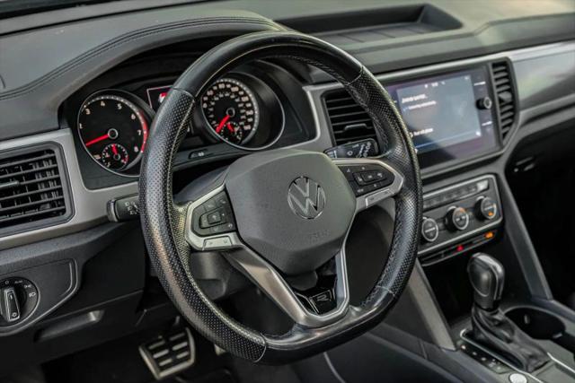 2020 Volkswagen Atlas Cross Sport 3.6L V6 SE w/Technology R-Line