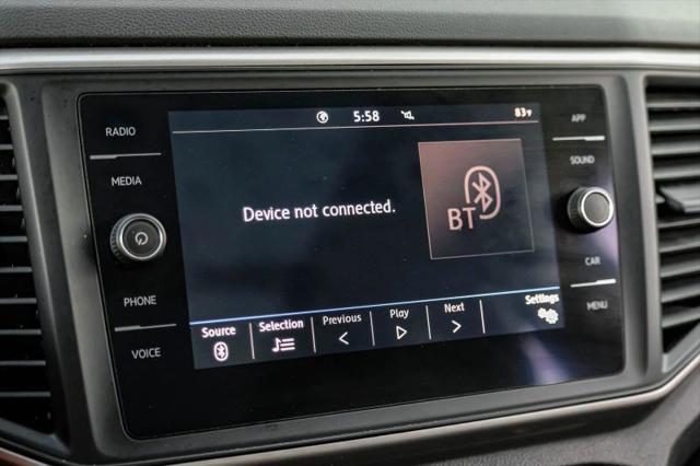 2020 Volkswagen Atlas Cross Sport 3.6L V6 SE w/Technology R-Line