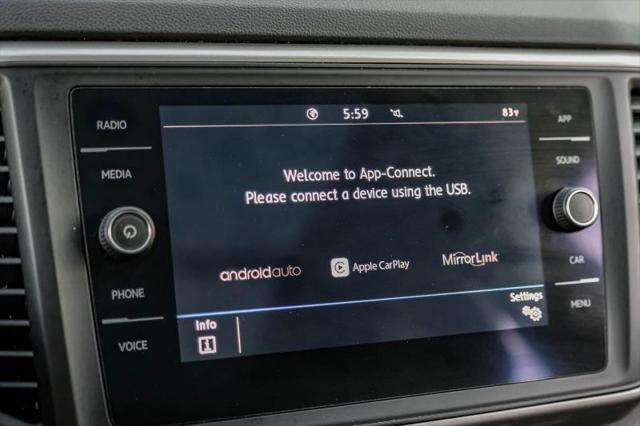 2020 Volkswagen Atlas Cross Sport 3.6L V6 SE w/Technology R-Line