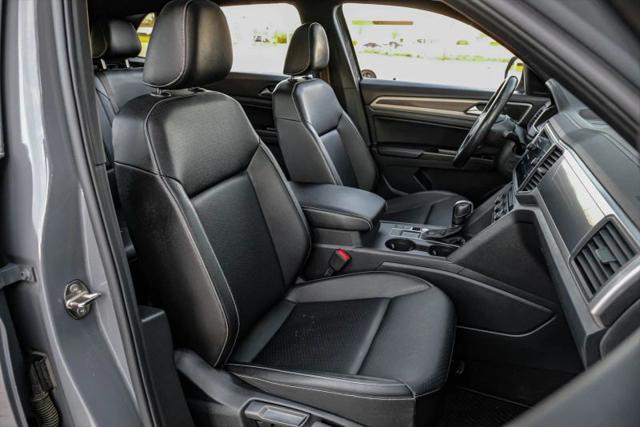 2020 Volkswagen Atlas Cross Sport 3.6L V6 SE w/Technology R-Line