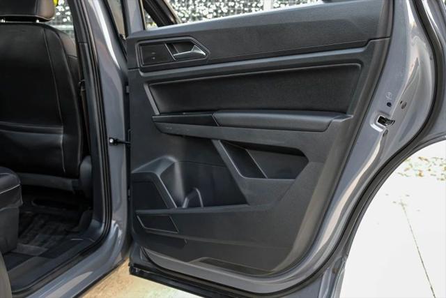 2020 Volkswagen Atlas Cross Sport 3.6L V6 SE w/Technology R-Line