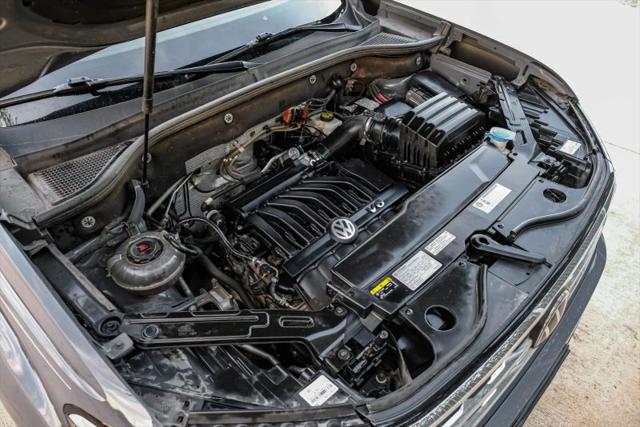 2020 Volkswagen Atlas Cross Sport 3.6L V6 SE w/Technology R-Line