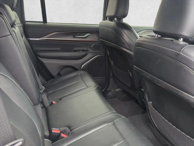 2023 Jeep Grand Cherokee Overland 4x4