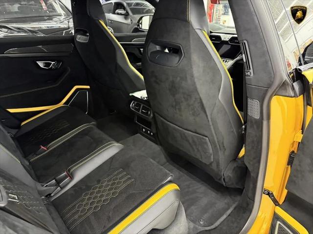 2024 Lamborghini Urus Performante