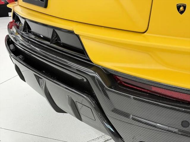 2024 Lamborghini Urus Performante