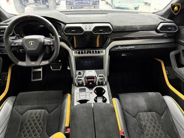 2024 Lamborghini Urus Performante